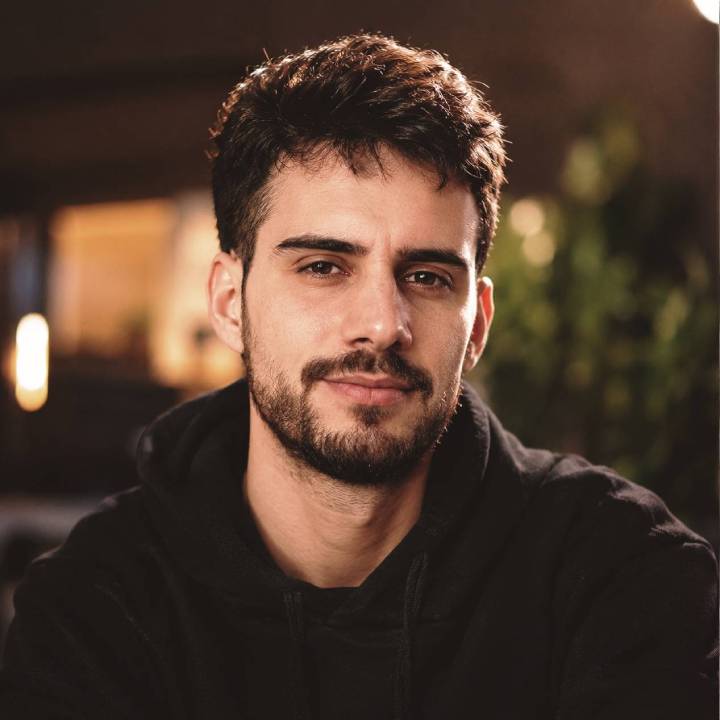 Profile photo before conversion to pixel art